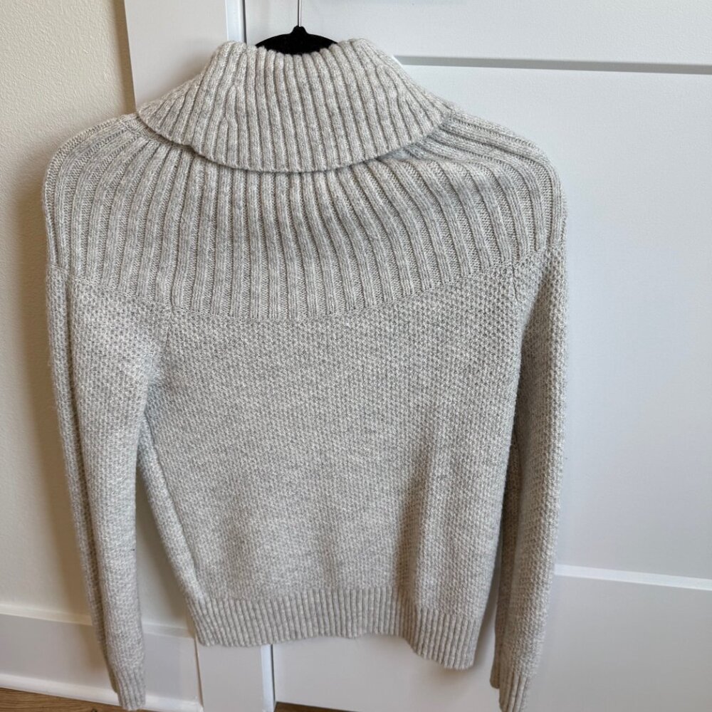 J. Crew - Mixed-stitch turtleneck sweater - Size XS - Picture 3 of 4